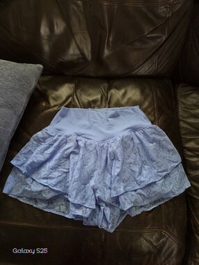 offline by aerie floral ruffle shorts